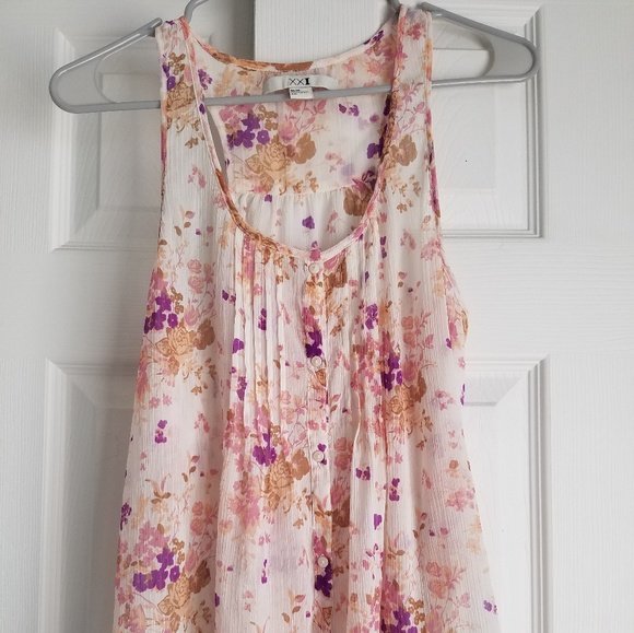 Floral Tank - Picture 1 of 1